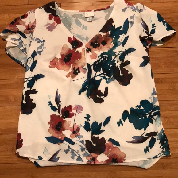 a new day Tops - A New Day floral top
